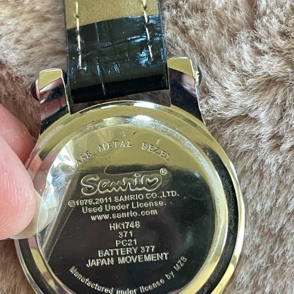 Hello kitty watch🎀 - Picture 8 of 10